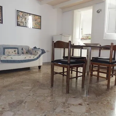 Bed & Breakfast Antica Lupiae *